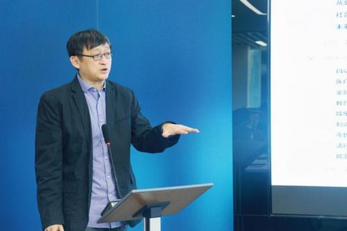2025碳纳米新材料及其复合材料创新与应用发展圆桌会议顺利举办(图10)