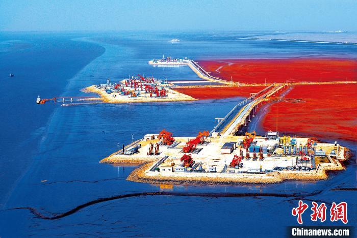 中国能源大动脉重要枢纽辽河油田迎来开发建设55周年