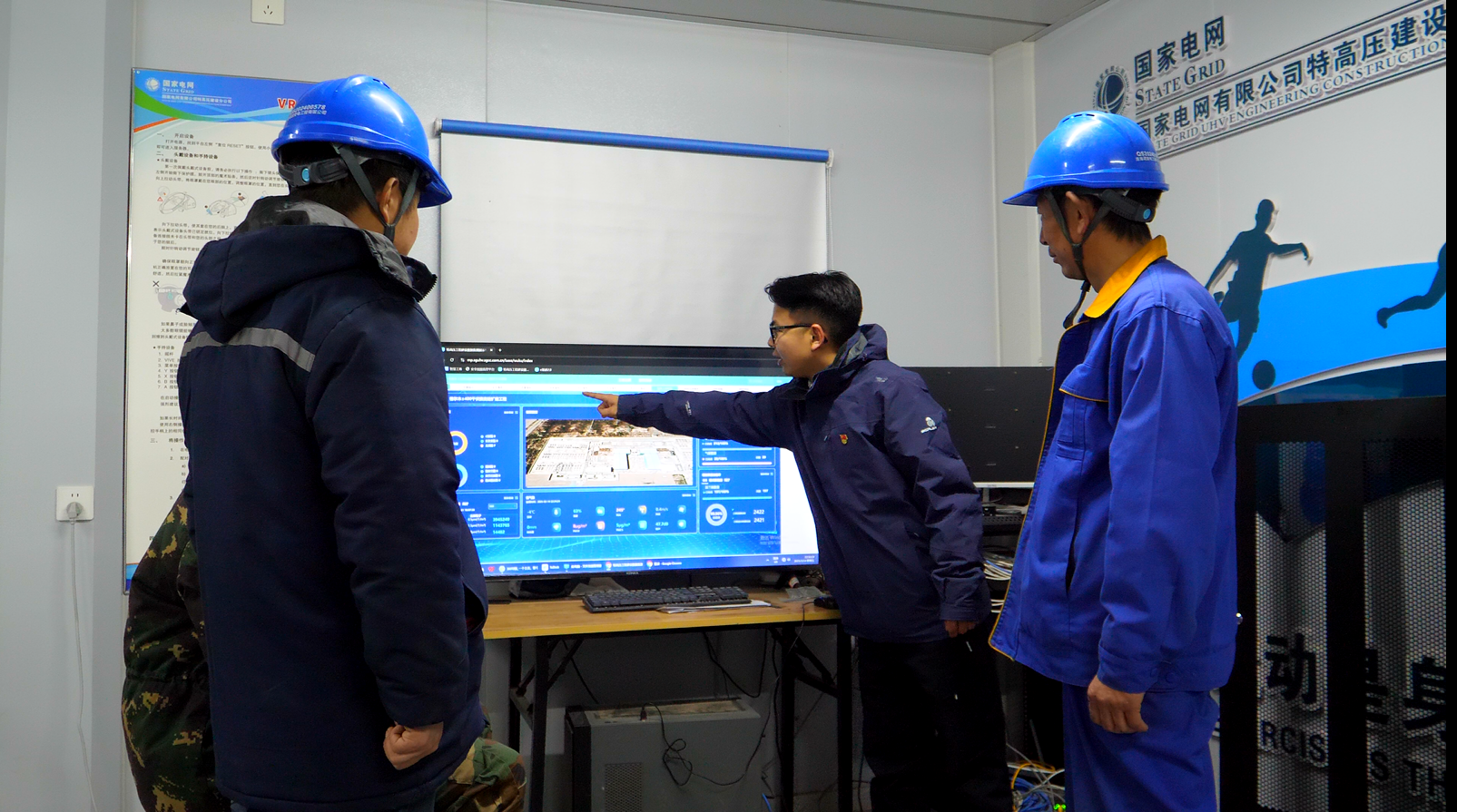 格尔木±400千伏换流站扩建工程进入关键阶段(图1)