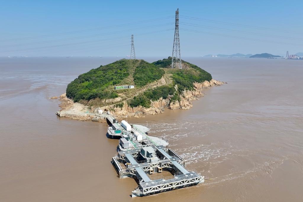 “潮涌”变“绿电”浙江舟山兆瓦级潮流能发电工程稳定运行超八年(图1)